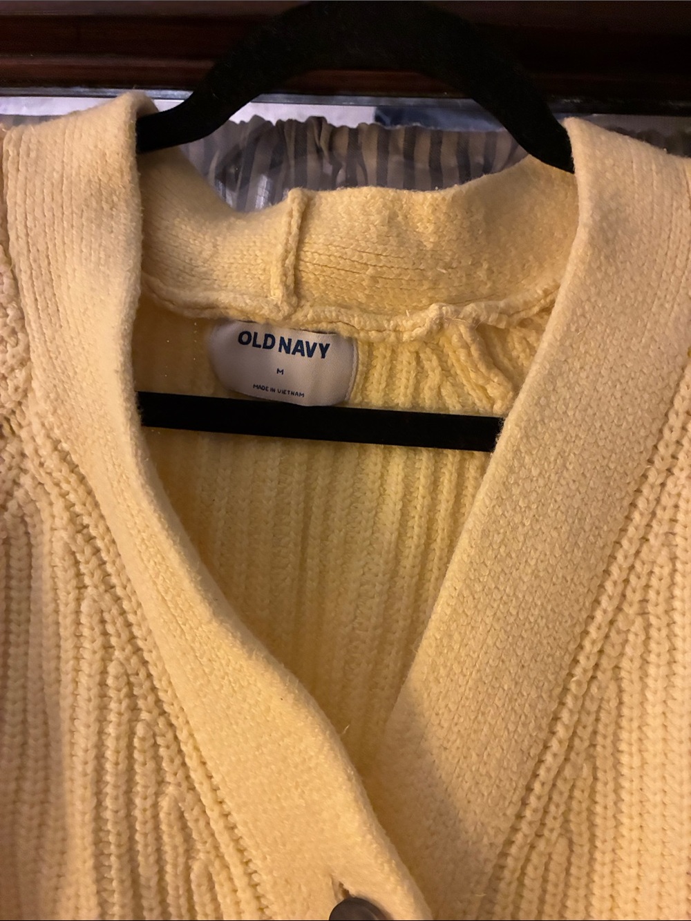 Old Navy Pale Yellow Ribbed Button-Front Cardigan - Picture 2 of 11